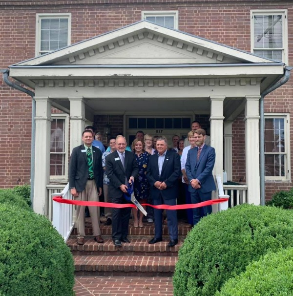 Bridgewater ribbon cutting